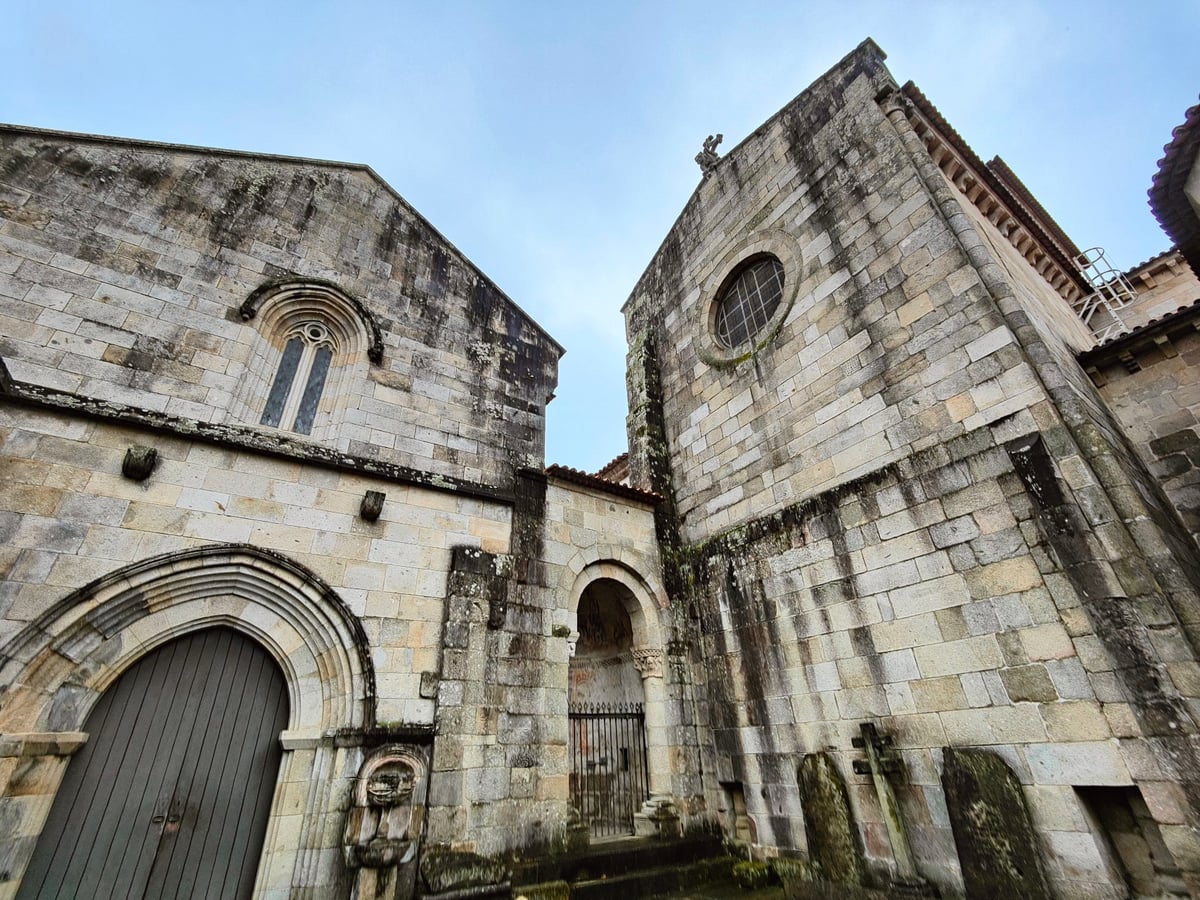 Calle, edificio, monumento o paisaje del centro histórico de Oporto