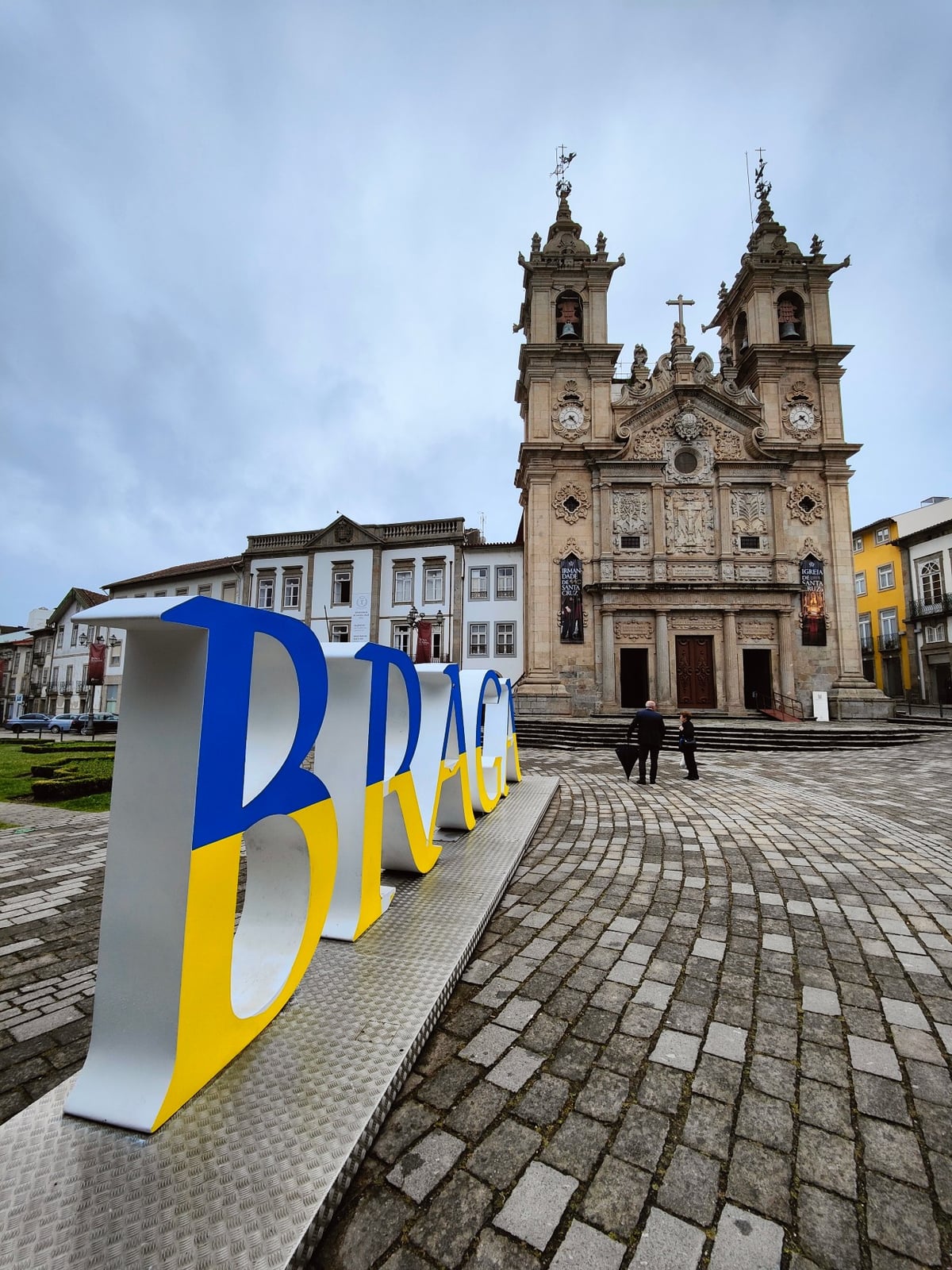Calle, edificio, monumento o paisaje del centro histórico de Oporto