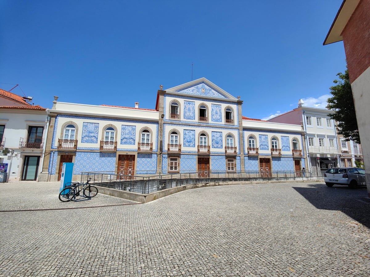 Calle, edificio, monumento o paisaje del centro histórico de Oporto