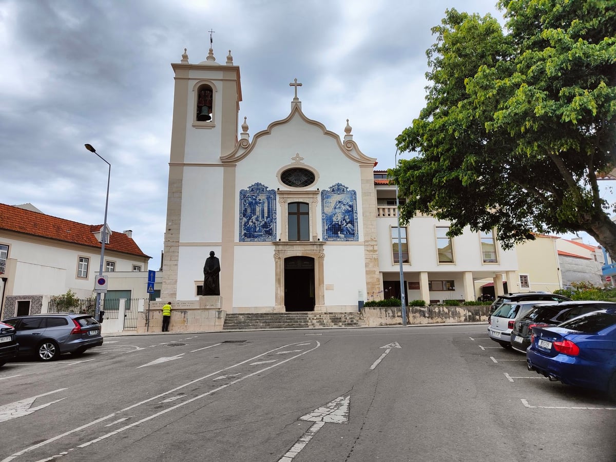 Calle, edificio, monumento o paisaje del centro histórico de Oporto