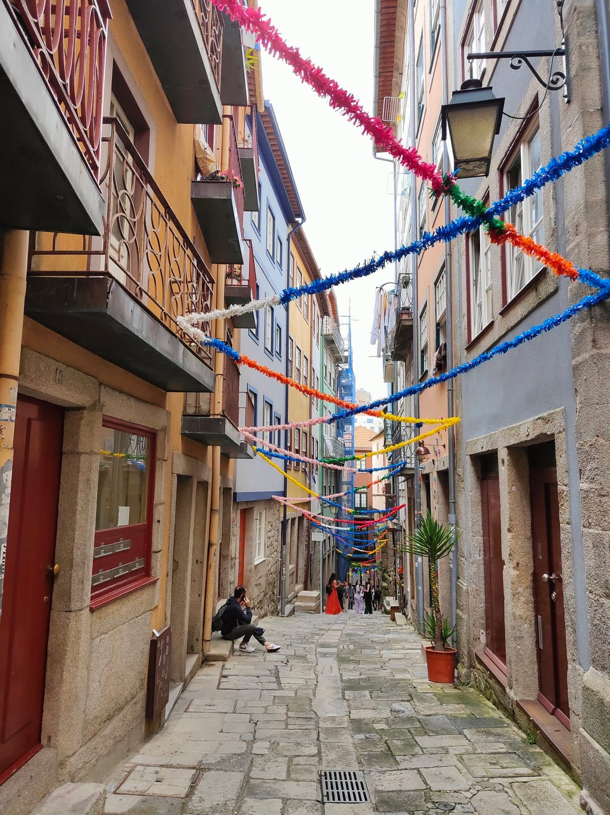 Calle, edificio, monumento o paisaje del centro histórico de Oporto