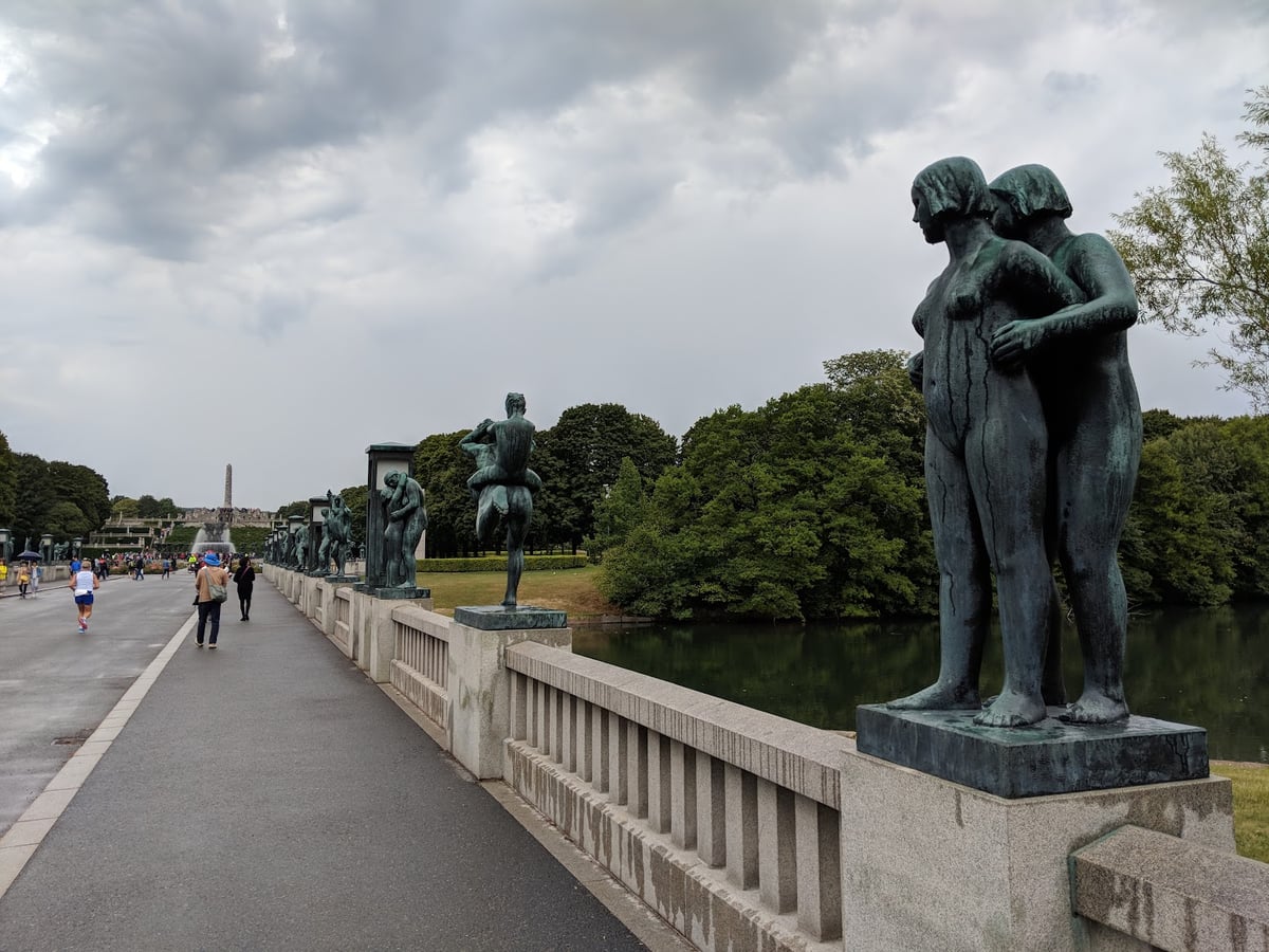 Calle, edificio, paisaje o monumento de Oslo