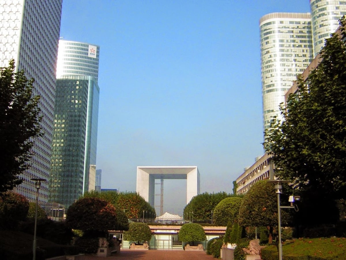 El Gran Arco de La Défense.