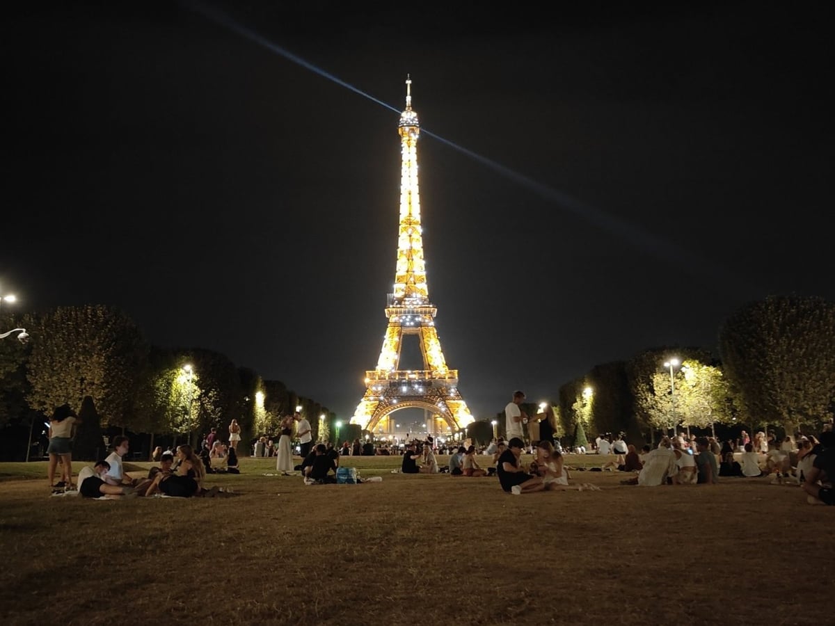 Calle, edificio, monumento o paisaje urbano de París