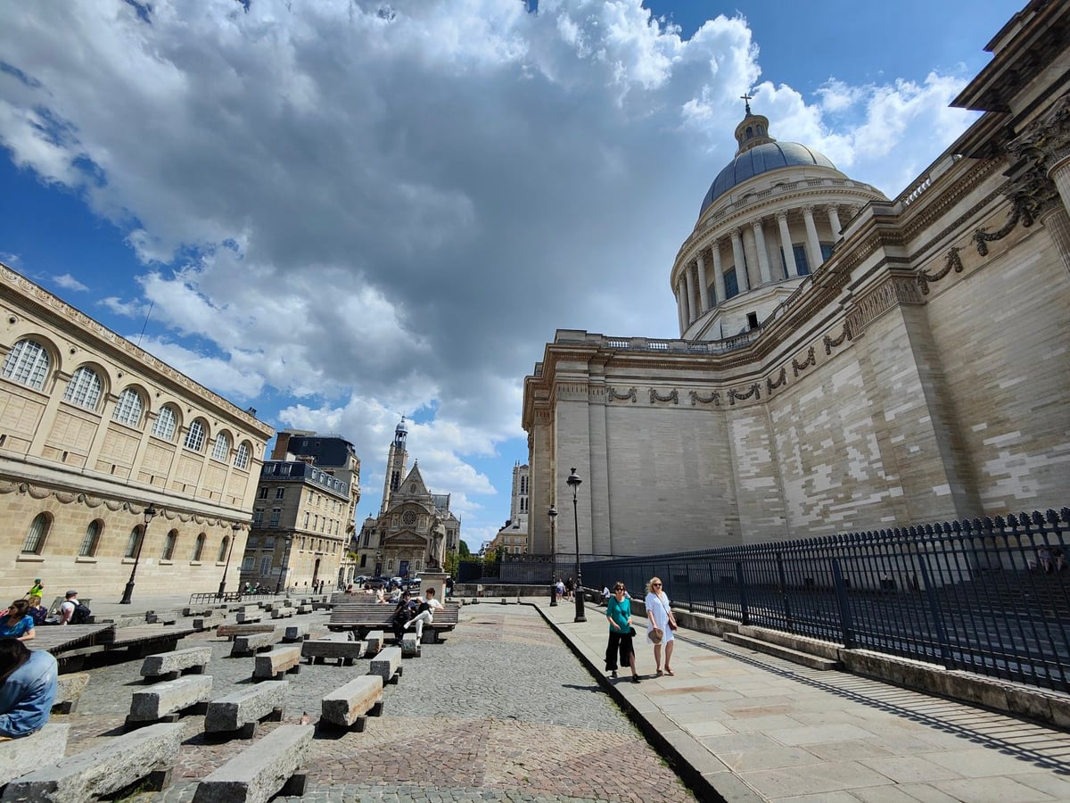 Calle, edificio, monumento o paisaje urbano de París