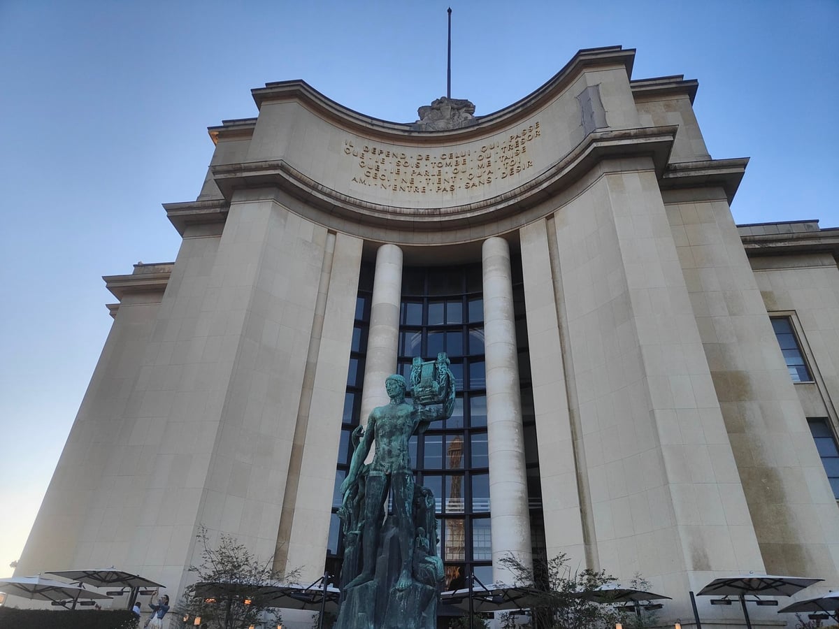 Calle, edificio, monumento o paisaje urbano de París