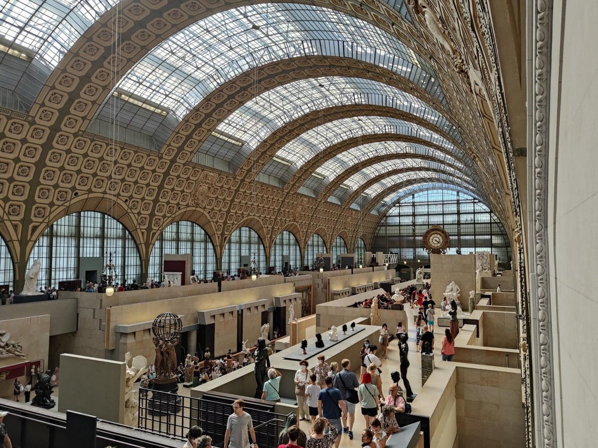 El Museo de Orsay, instalado en la antigua Gare d'Orsay construida para la Exposición Universal de 1900.