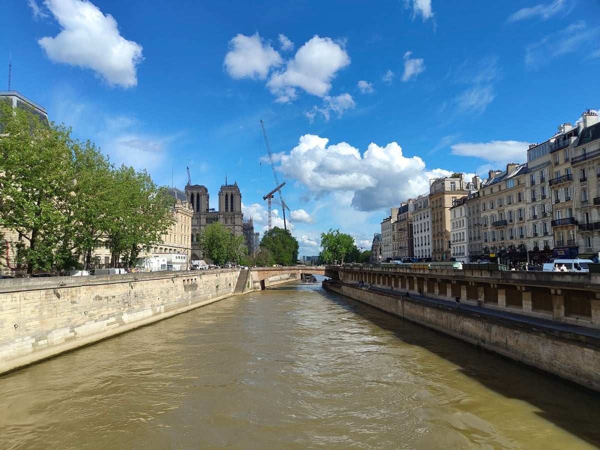 Calle, edificio, monumento o paisaje urbano de París