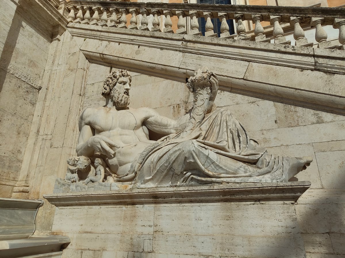 Calles, plazas y edificios históricos de Roma