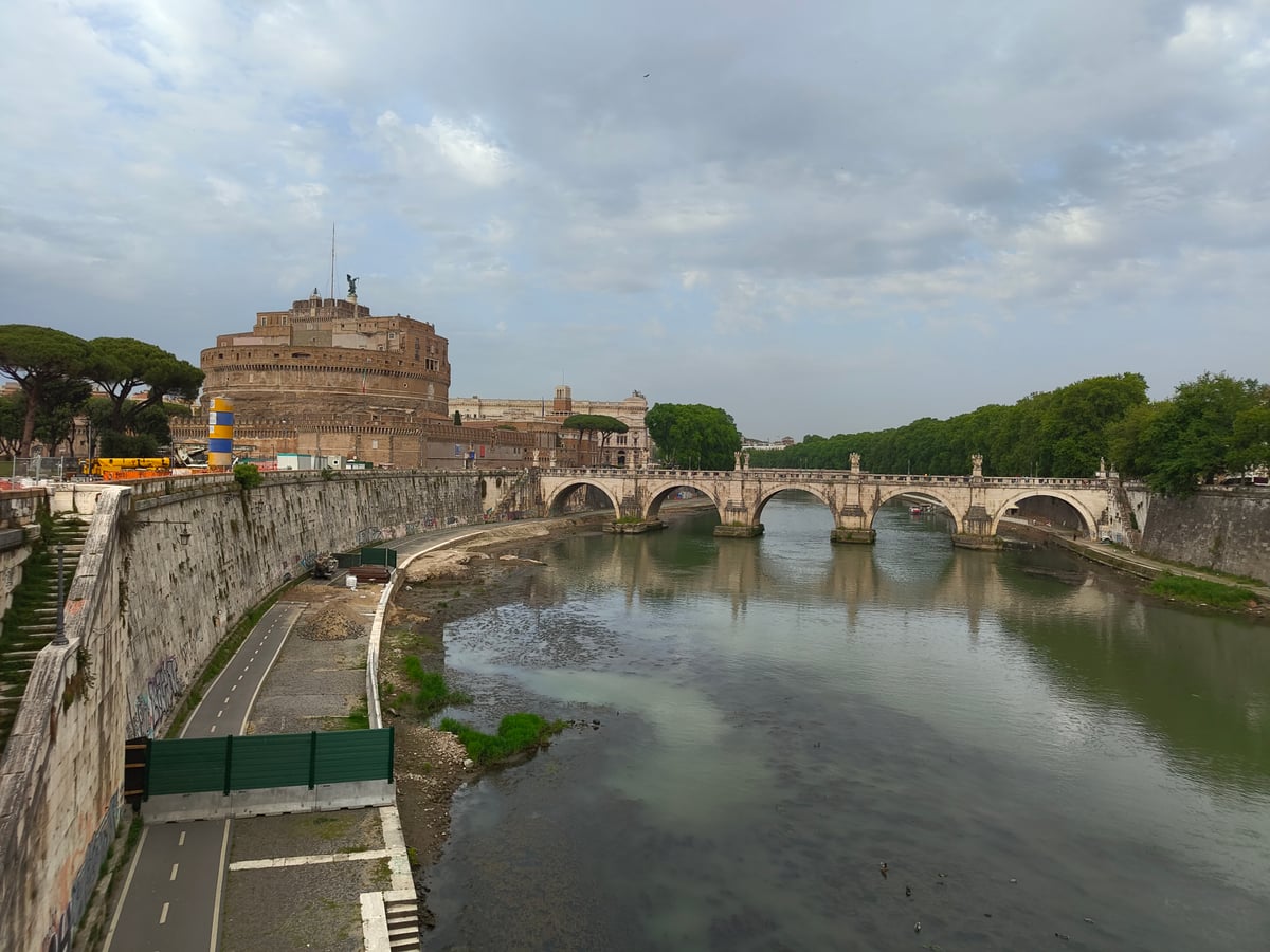 Vista de Castel Sant'Angelo y el rio