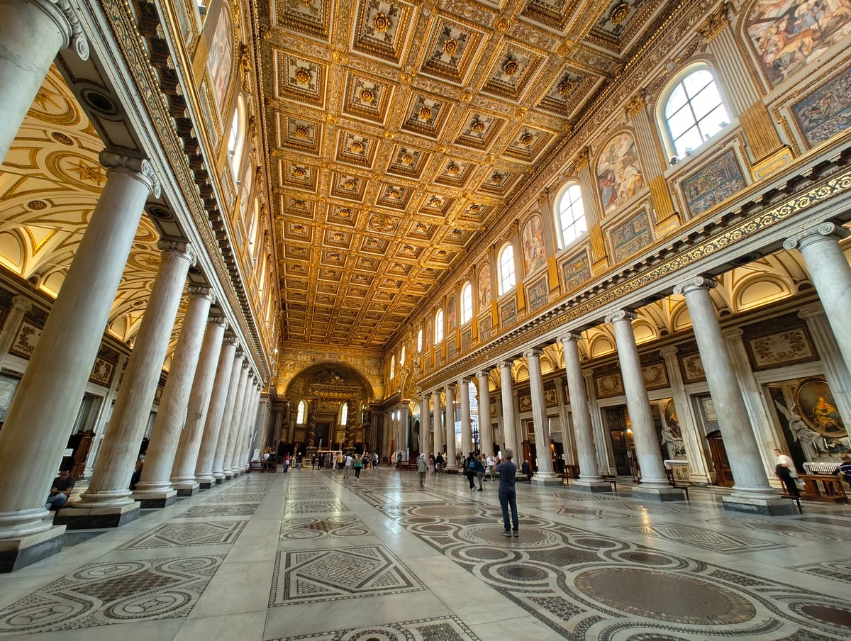 Plazas y galerías monumentales de Roma