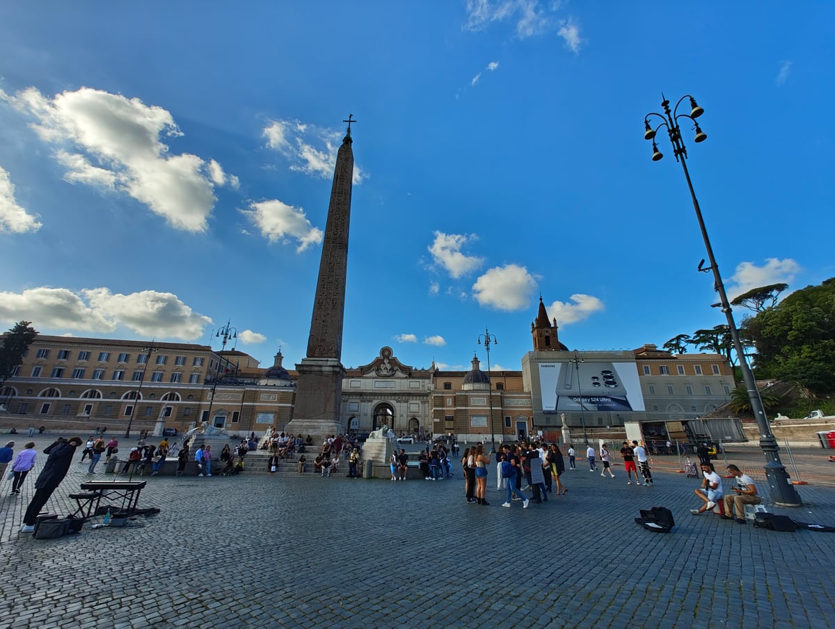 Piazza del Popolo y sus monumentos