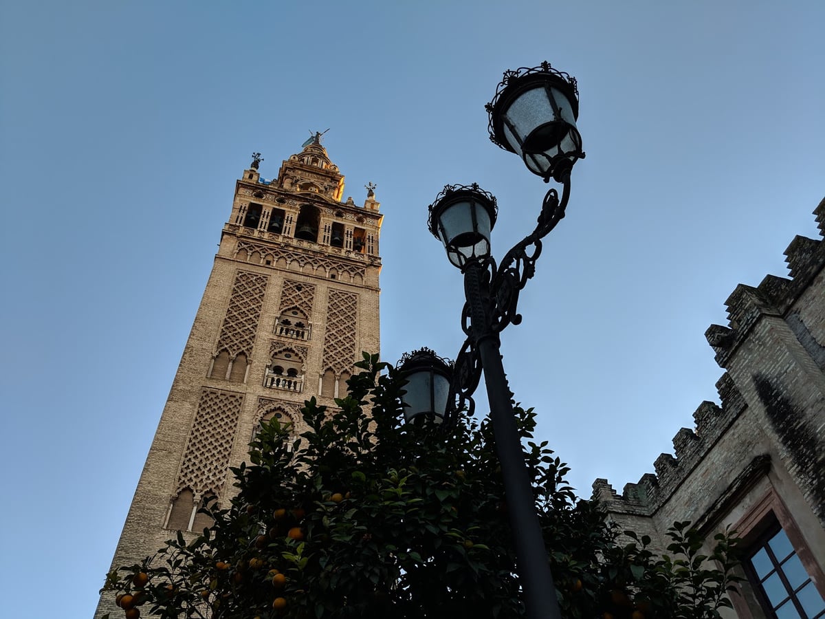 Calle, edificio, monumento o paisaje urbano de Sevilla