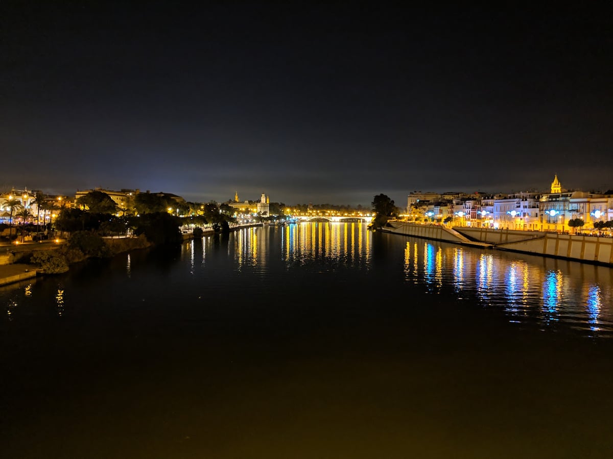 Calle, edificio, monumento o paisaje urbano de Sevilla