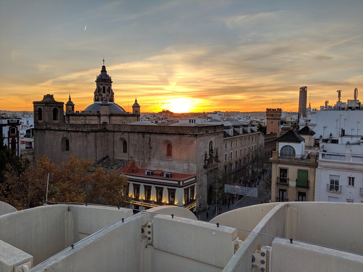 Calle, edificio, monumento o paisaje urbano de Sevilla