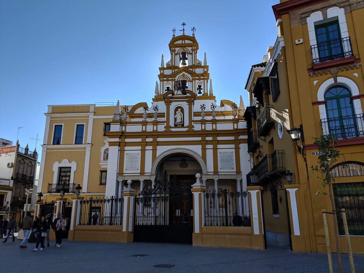 Calle, edificio, monumento o paisaje urbano de Sevilla
