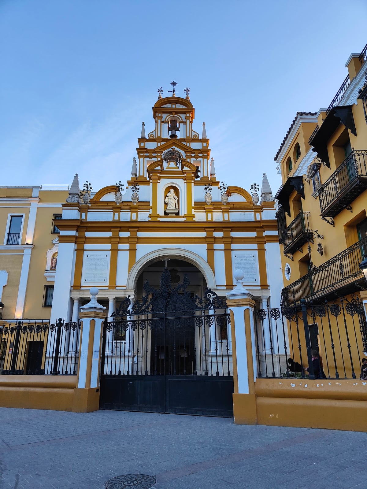 Calle, edificio, monumento o paisaje urbano de Sevilla