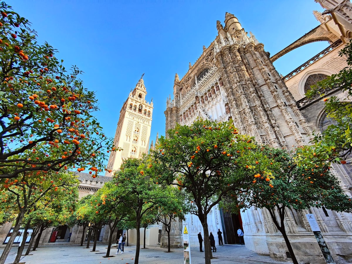 Calle, edificio, monumento o paisaje urbano de Sevilla