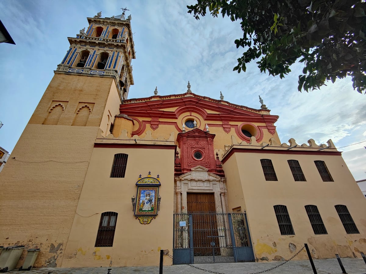 Calle, edificio, monumento o paisaje urbano de Sevilla