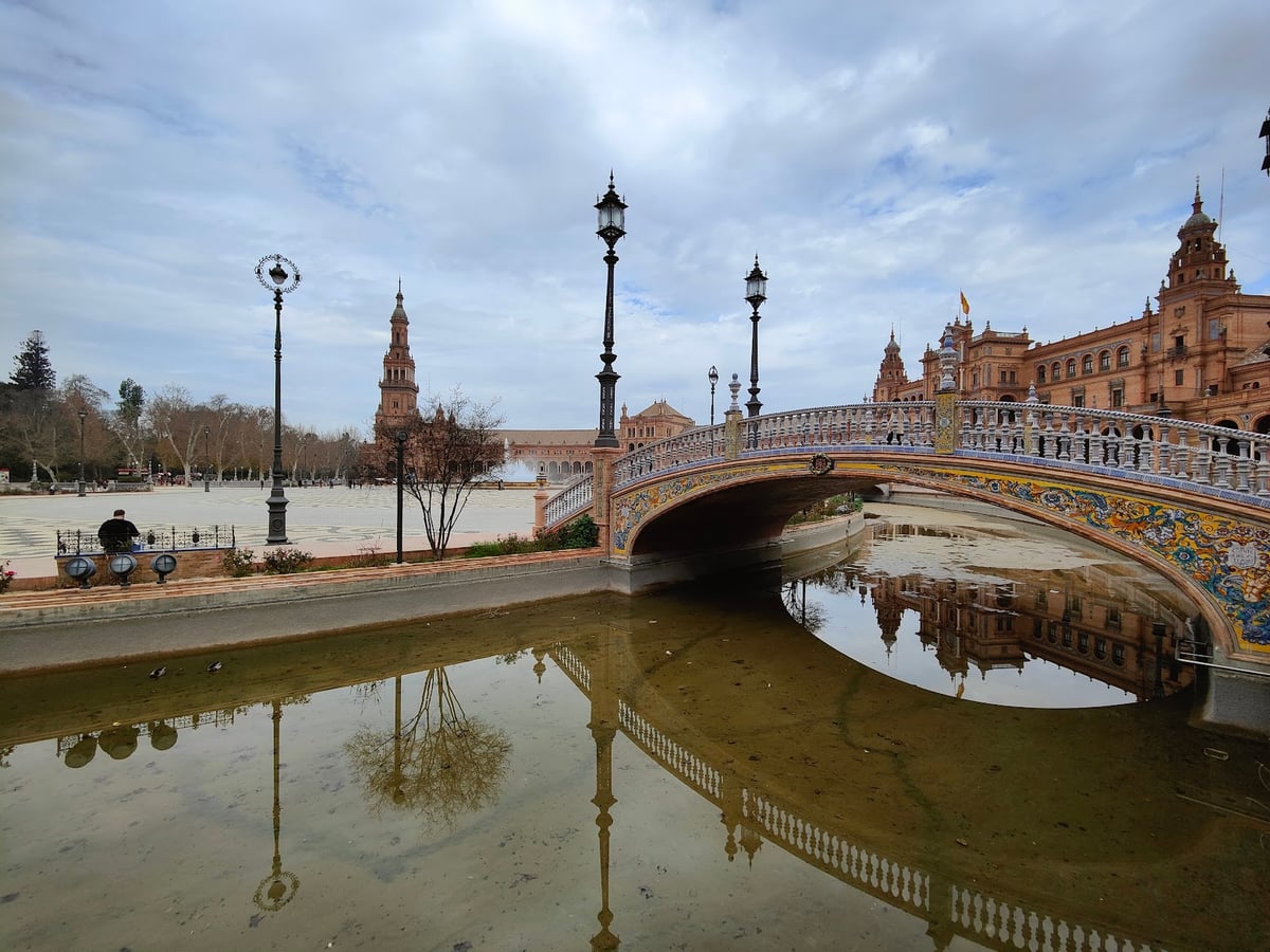 Calle, edificio, monumento o paisaje urbano de Sevilla