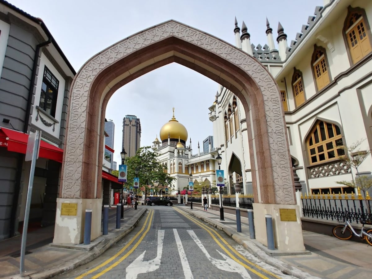 Edificios históricos y calles del centro de Singapur