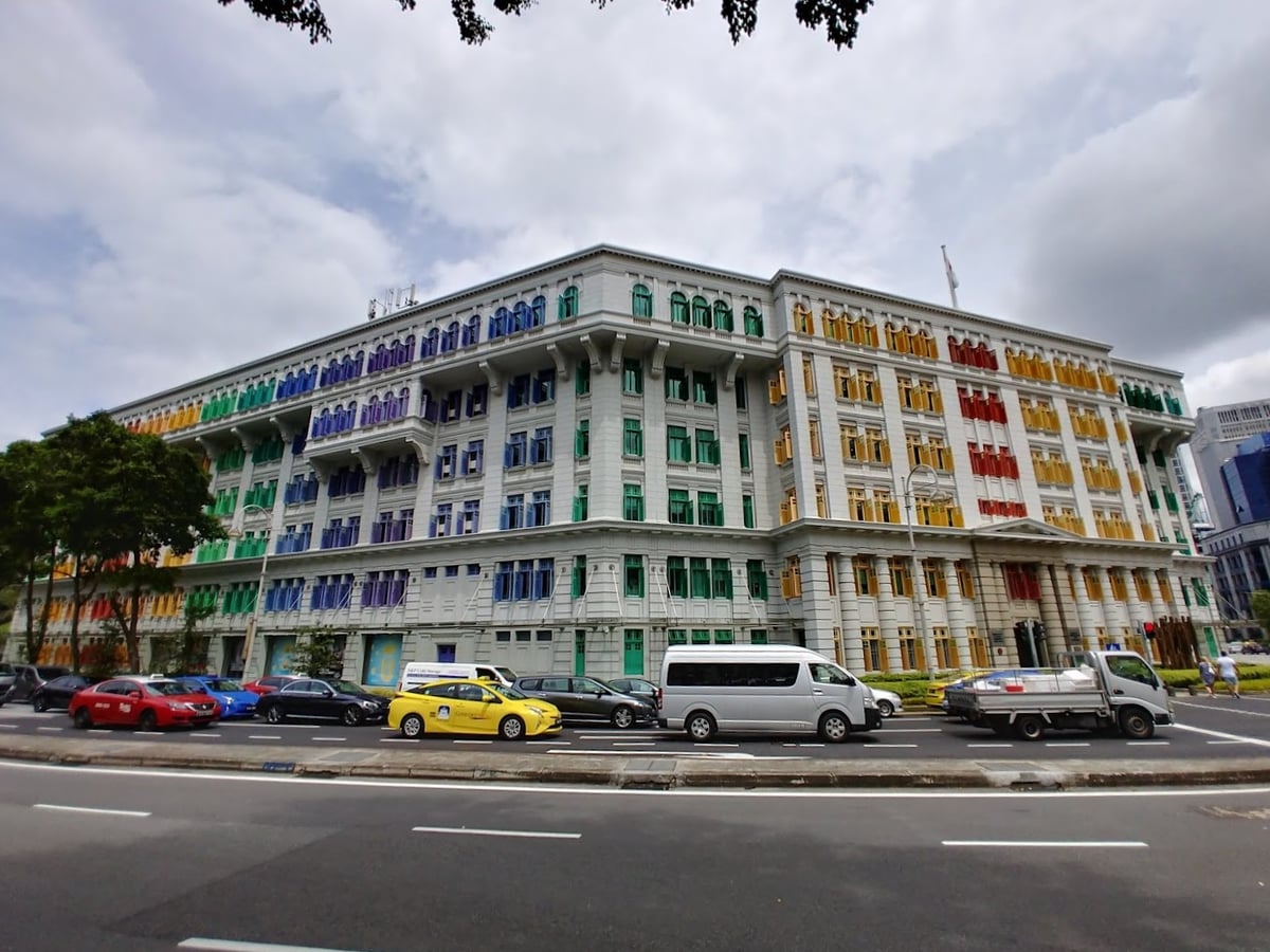 Edificios históricos y calles del centro de Singapur