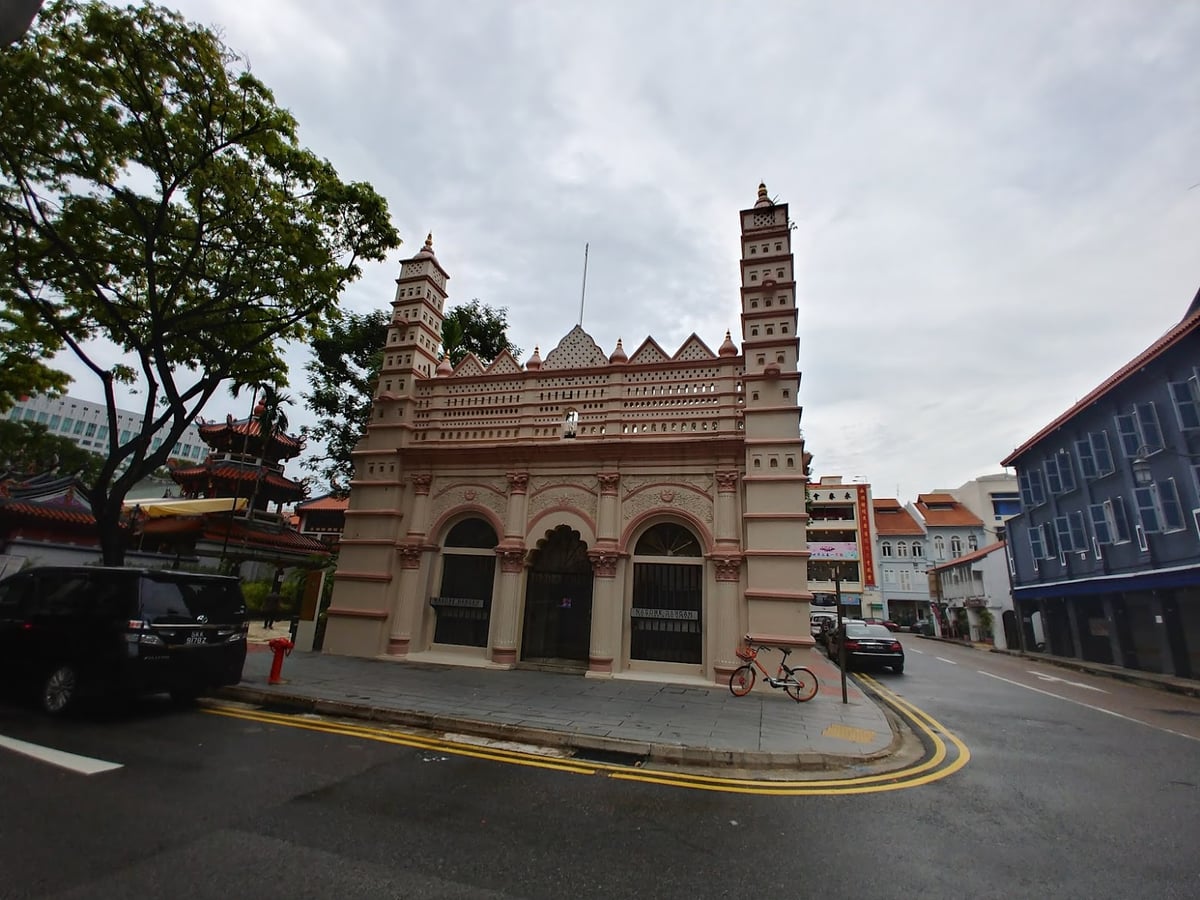 Edificios históricos y calles del centro de Singapur