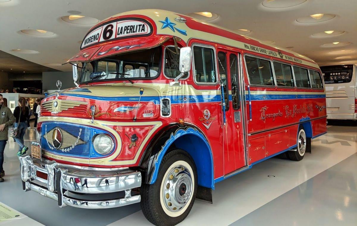 Museo Mercedes-Benz de Stuttgart y vehículos históricos expuestos