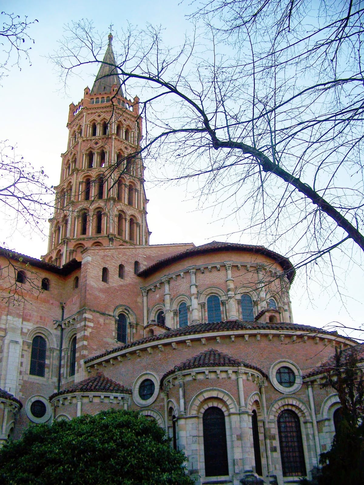 Plaza del Capitolio de Toulouse con el edificio del ayuntamiento
