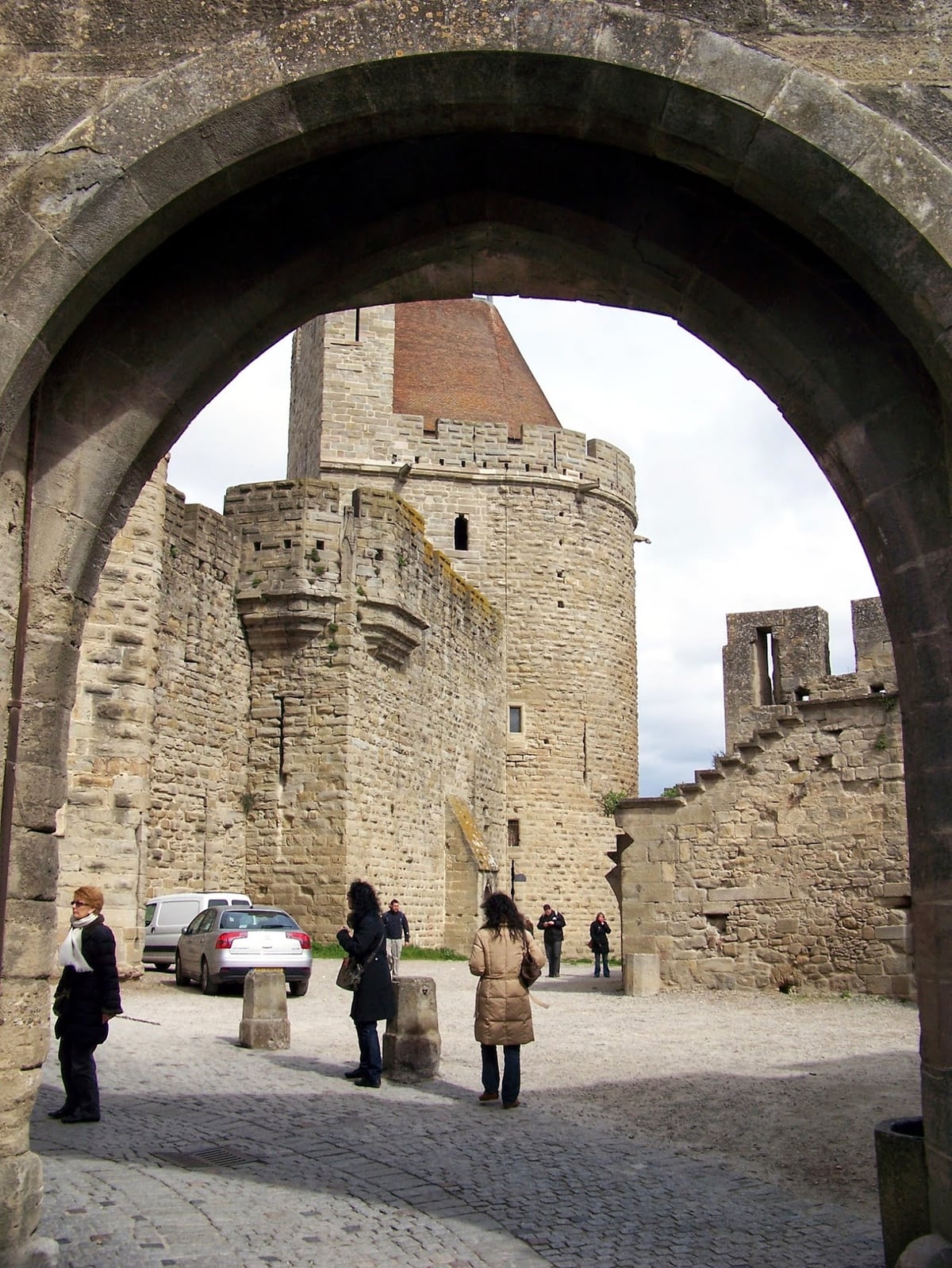 Fortificaciones y calles de la ciudadela de Carcasona