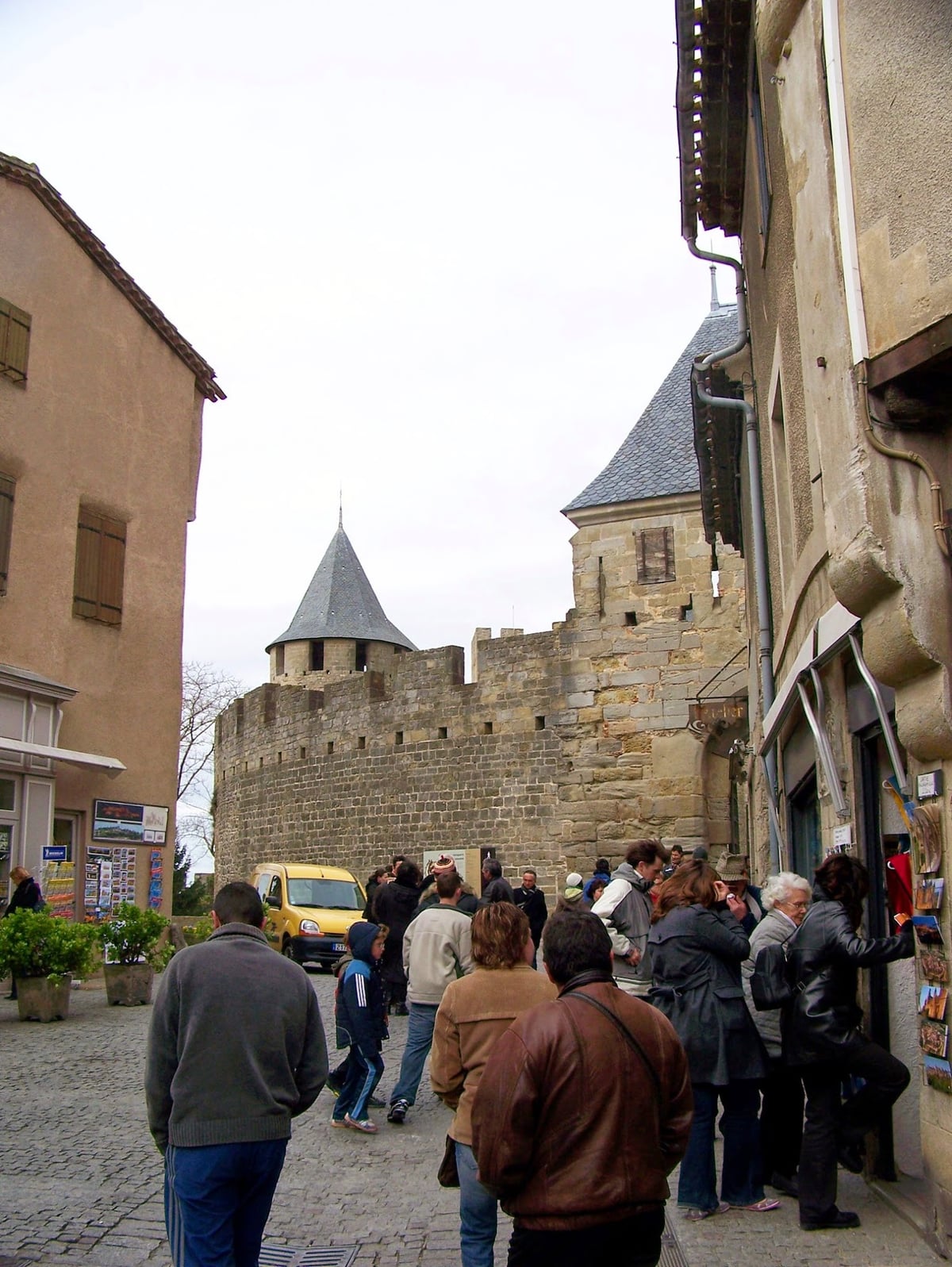Fortificaciones y calles de la ciudadela de Carcasona