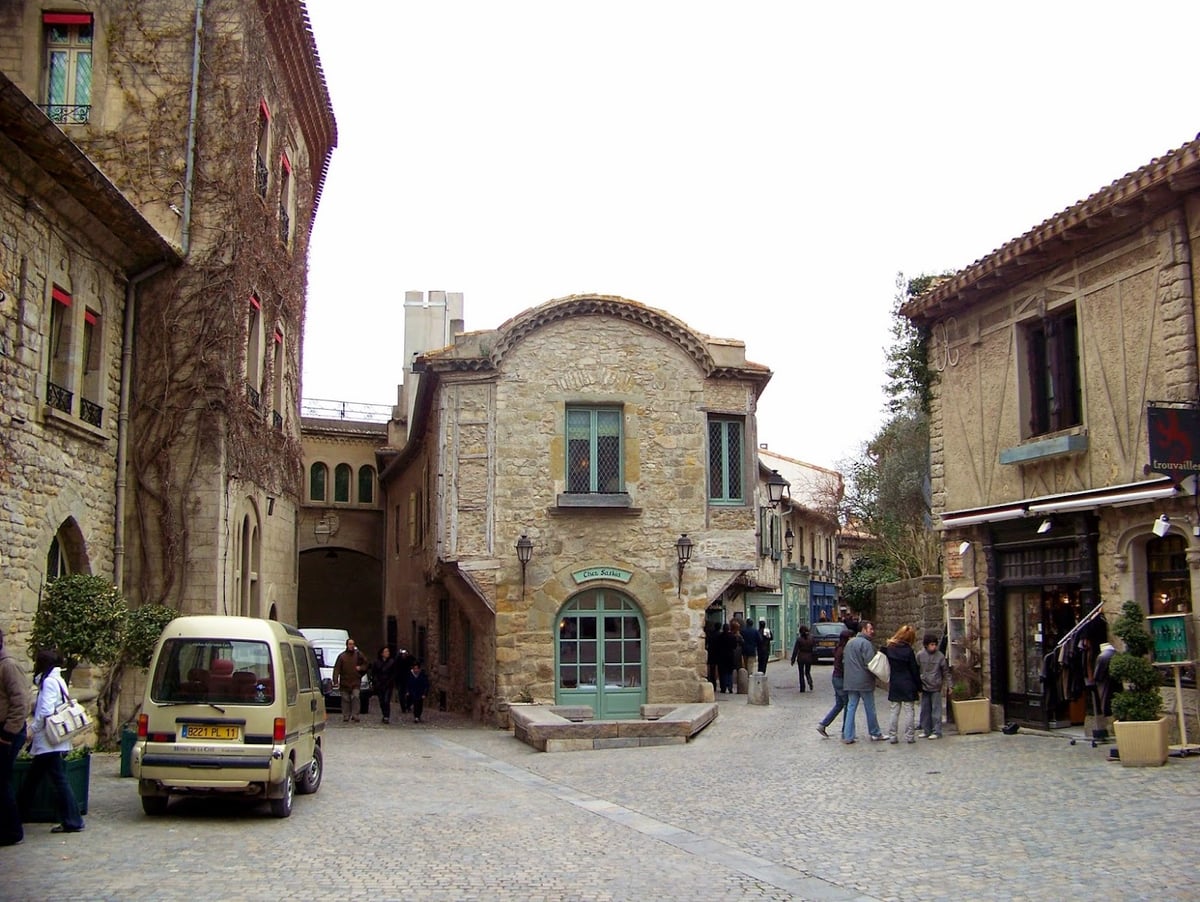 Fortificaciones y calles de la ciudadela de Carcasona