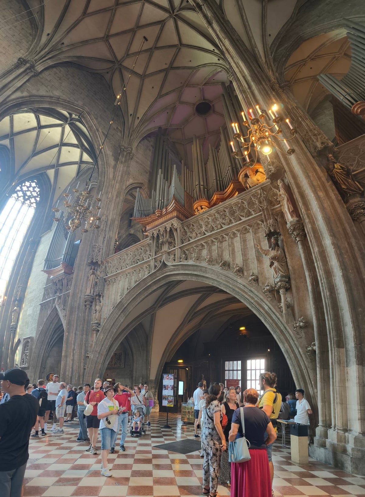 Catedral de San Esteban de Viena y su interior