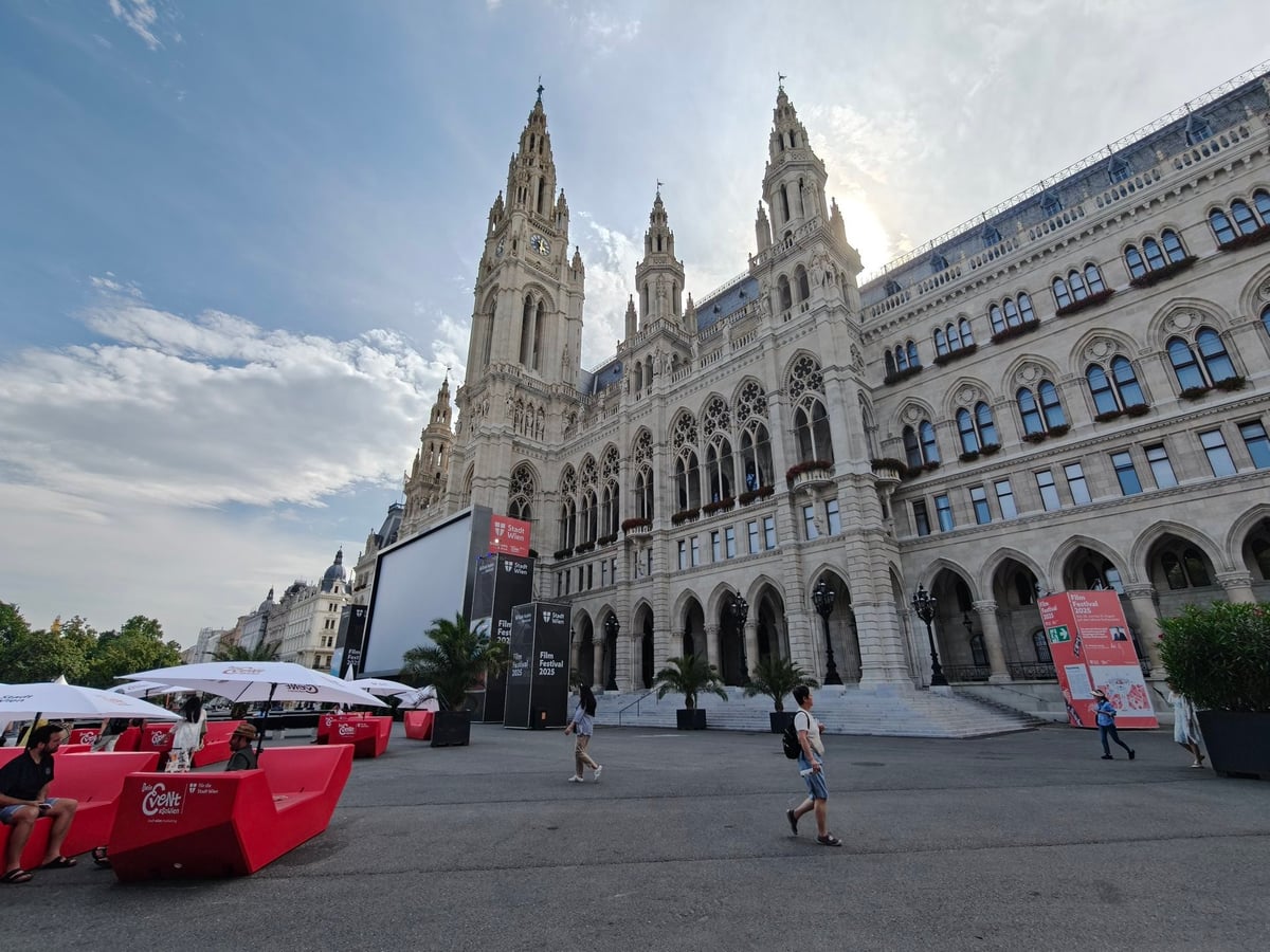 Mercado y plaza del centro de Viena