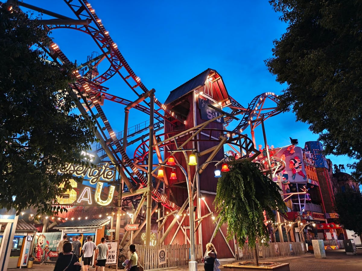 Parque de atracciones Prater de Viena con su gran noria